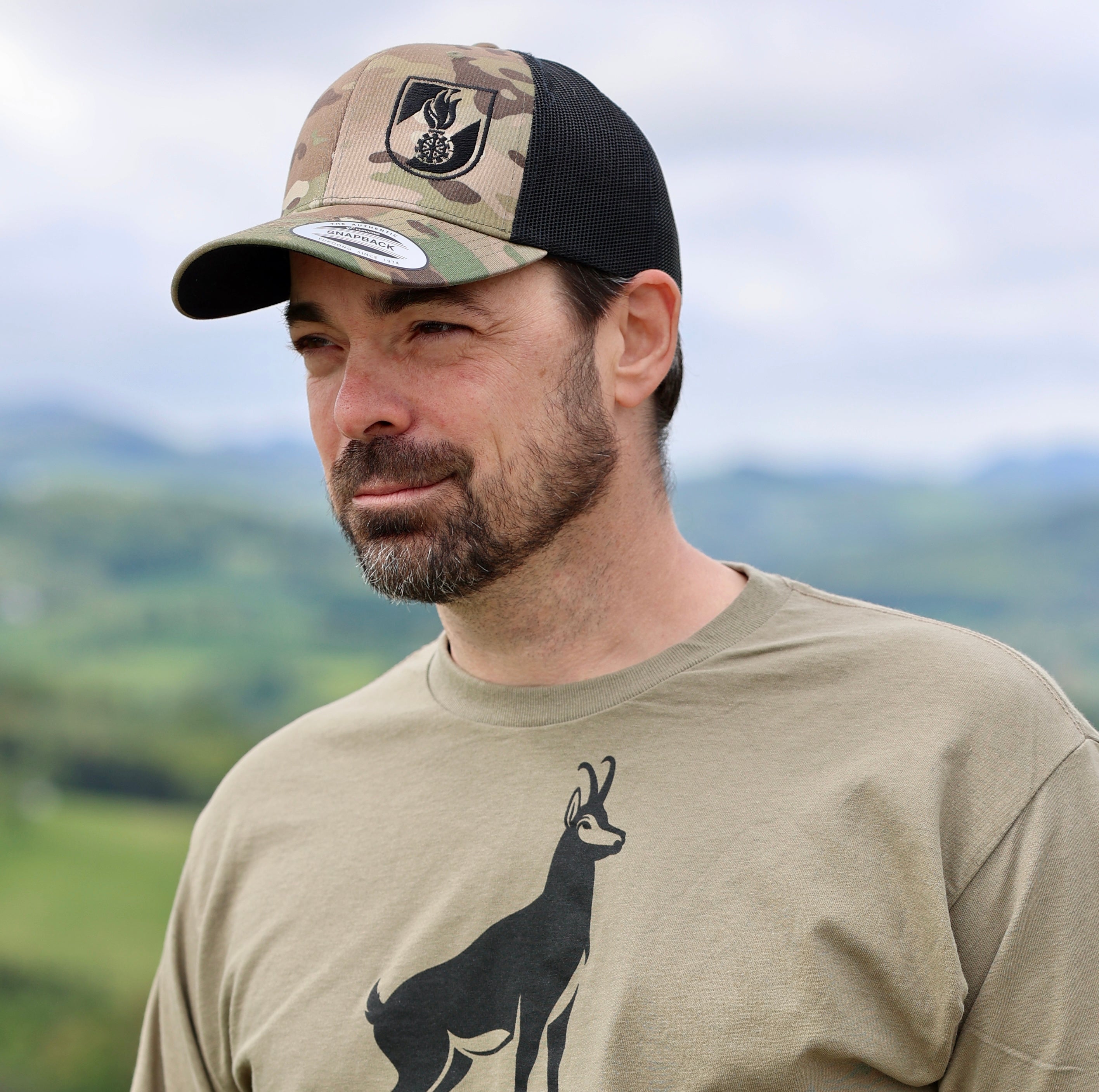Retro Trucker Cap Multicam®/Schwarz