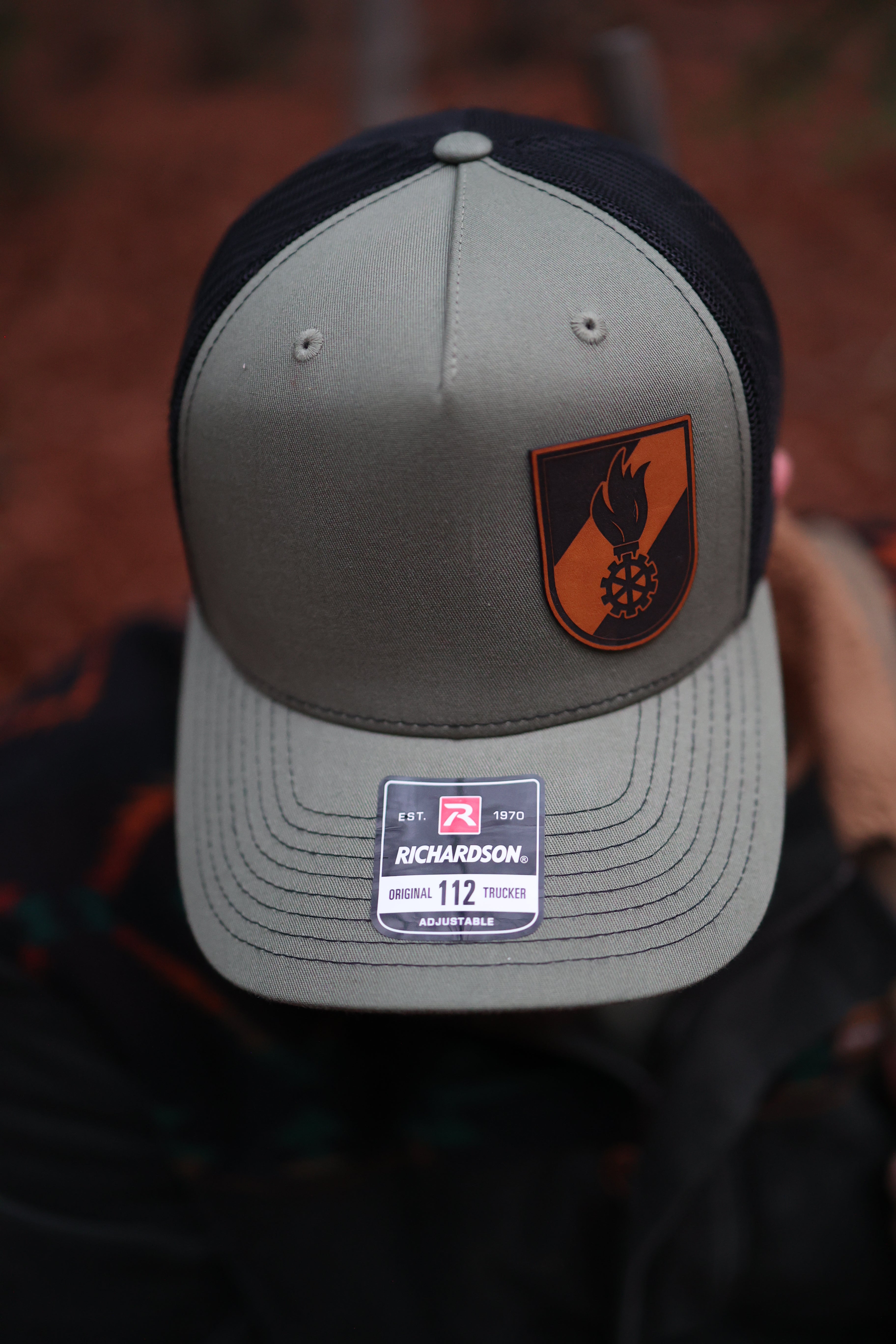 Richardson 112 mit Korpsabzeichen Leder Patch